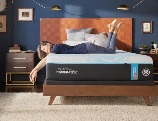 tempur-pedic-mattress-woman